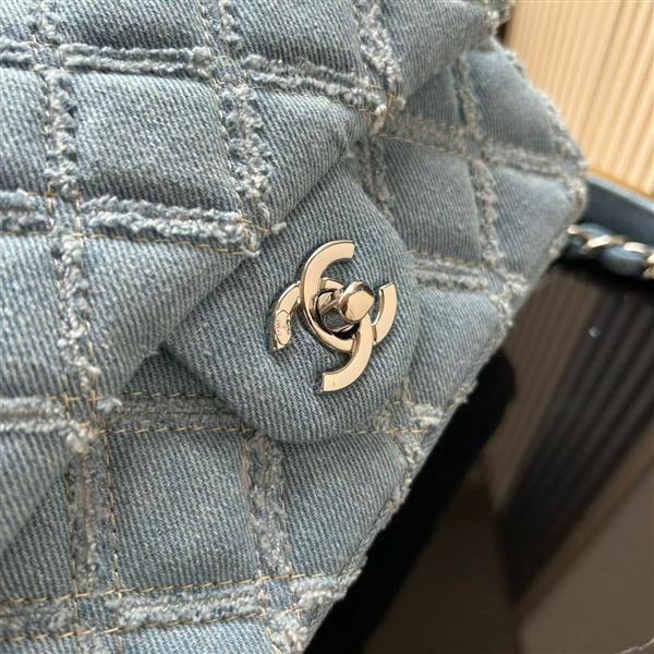 2026127205655571 650